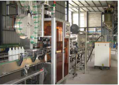 ПВХ және ПЭТ бөтелкелеріне арналған су өткізбейтін және тот баспайтын жиырылатын жеңді жапсыратын машина