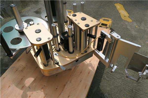 Айналу функциясы бар жоғары жылдамдықты айналмалы жапсырманы жапсыруға арналған машина