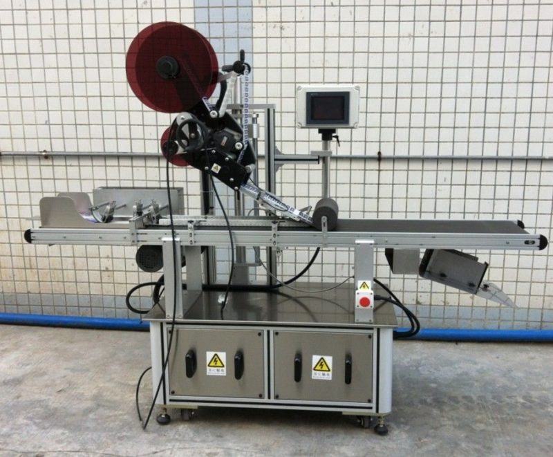 Қытай маска / жайылмаған картон / қағаз қапшықтары, тегіс беткі жапсырма жаққышы үшін ең жақсы затбелгі жасайтын машина жеткізуші